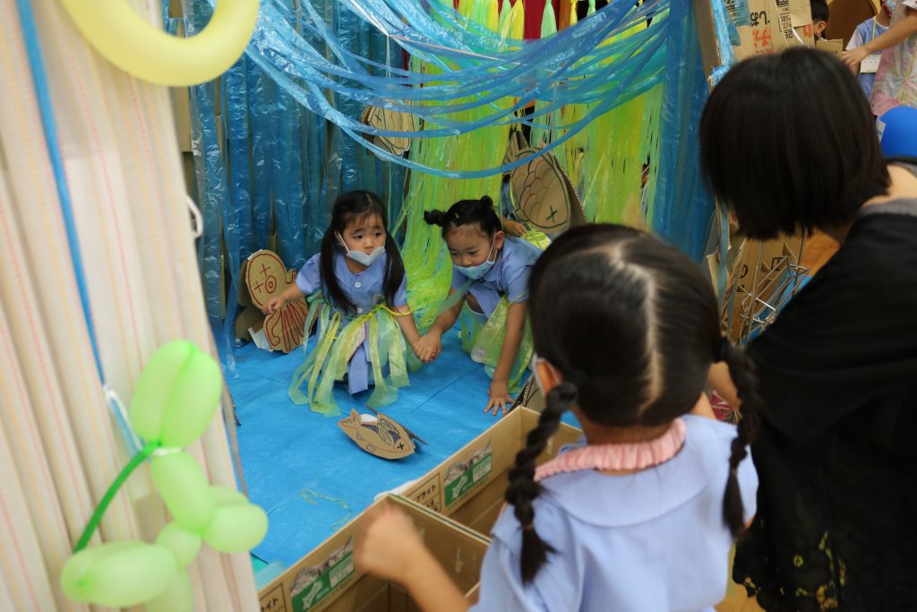 お祭り 広場 クリアランス エプロン